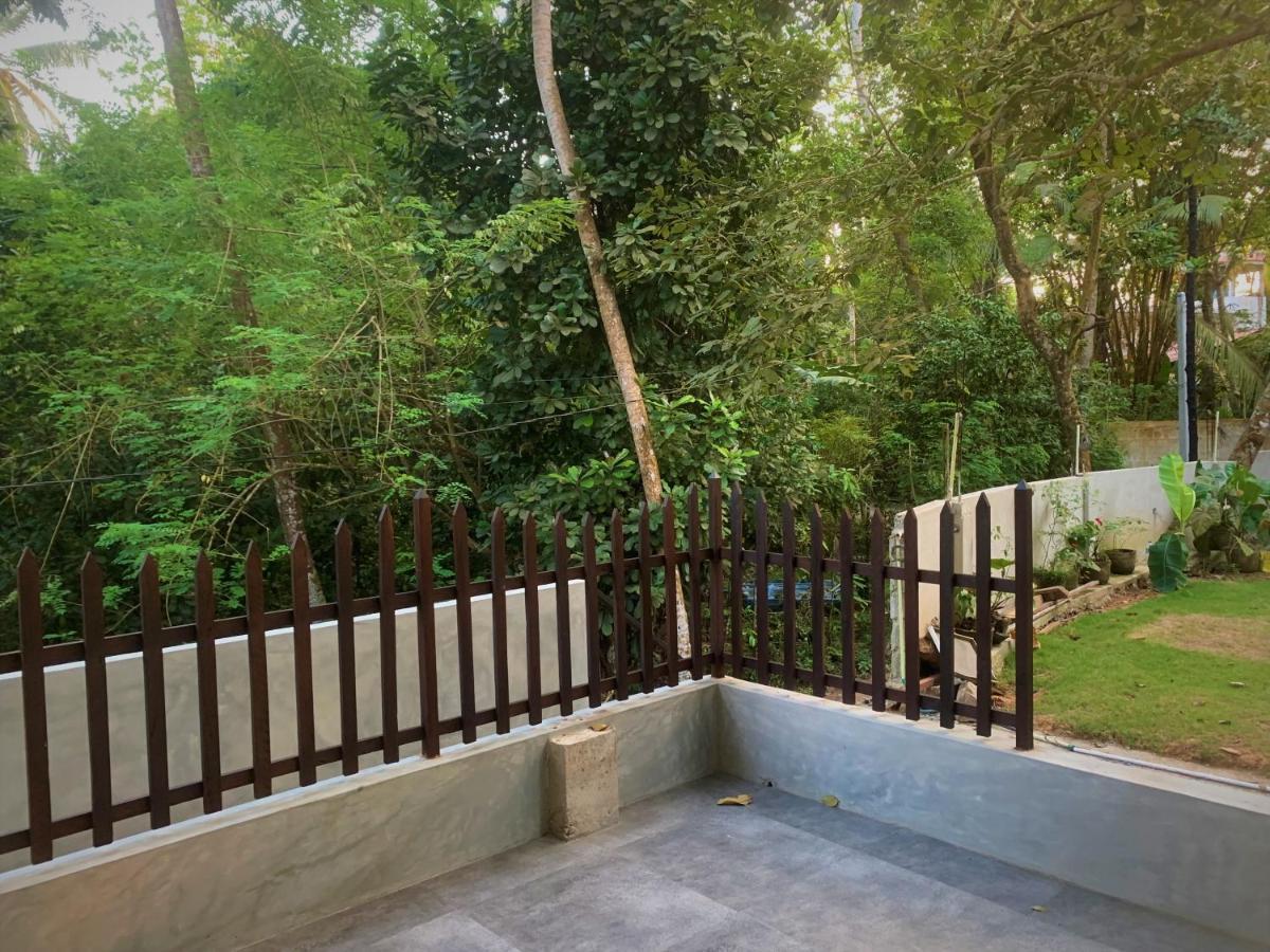 Center Point Villa Unawatuna Exterior photo