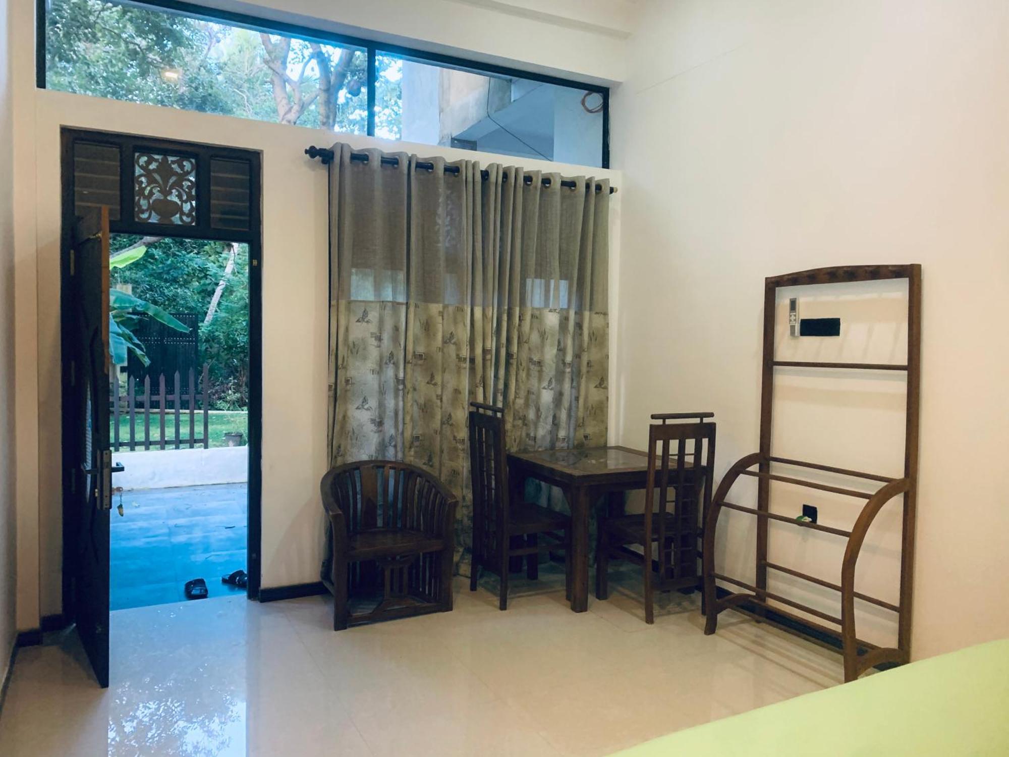 Center Point Villa Unawatuna Exterior photo